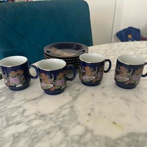 Adorable peacock/floral espresso set, great gift!🎁